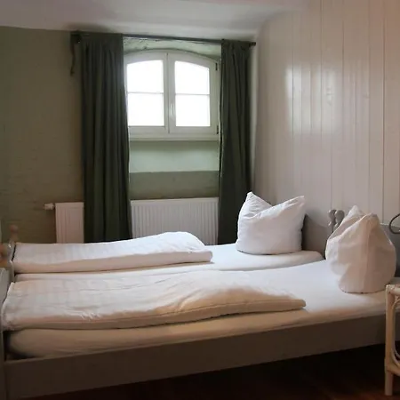 Gutshaus Thorstorf Boltenhagen Eg Und Tiefpaterre Apartment